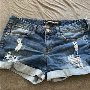 Express shorts